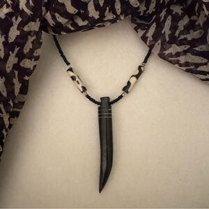 Vintage Tribal Style Horn Pendant Necklace 19” Black Bead Cord Boho Necklace